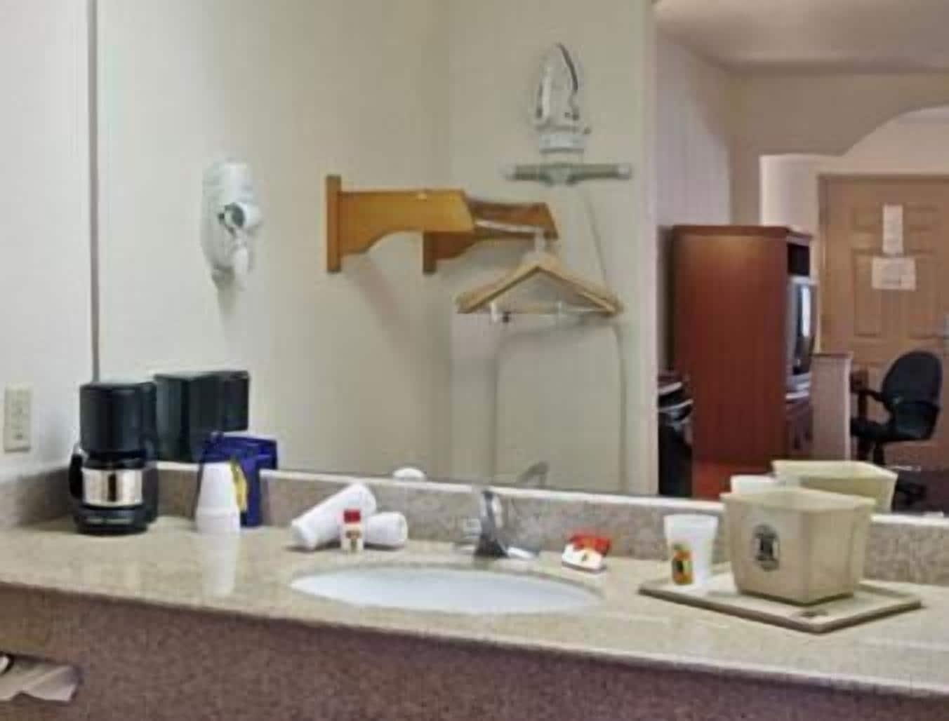 Hotel Super 8 By Wyndham Mont Belvieu - Baytown East Pokoj fotografie